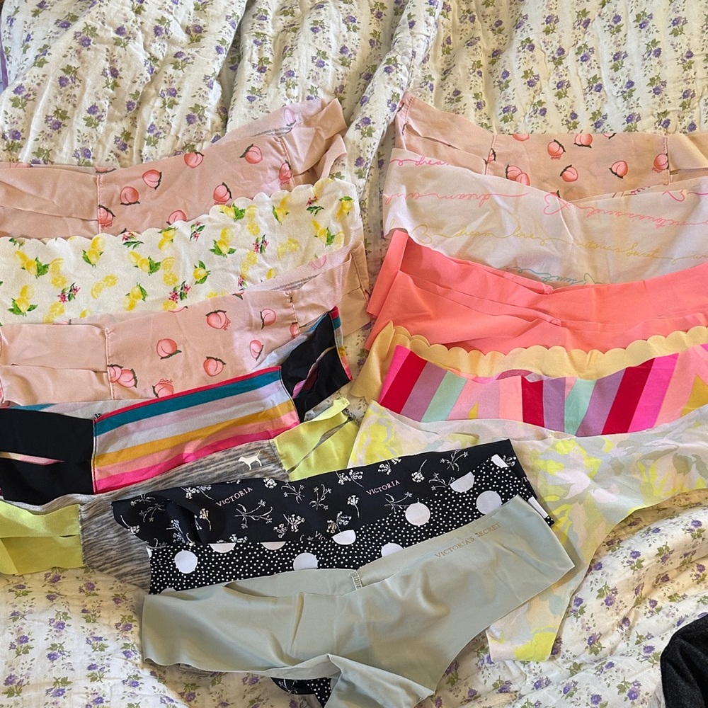 15 Victoria’s Secret Lot of Seamless Thong Panties 12 pairs Medium 3 pairs Large